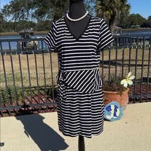 NWT! Retail $99 Tommy Bahama Sonoran Striped Twist Dress